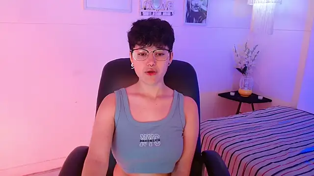 jeroharper online show from September 24, 2025, 2:45 pm