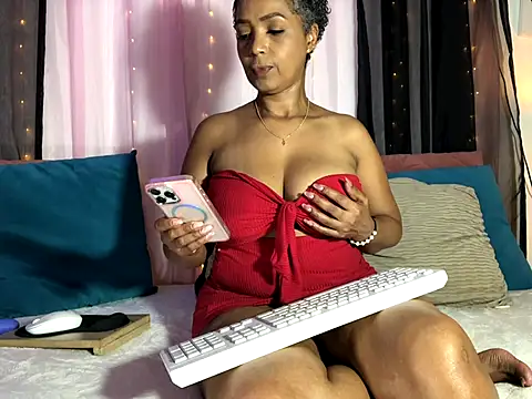 Snapshot of skarlleth_11 chatting on October 5, 2025, 1:51 am skarlleth 11 online show from October 5, 2025, 1:51 am