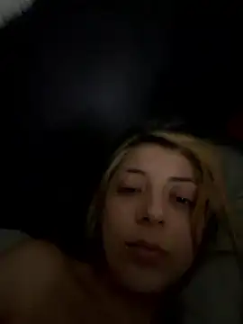 MiaBunnie online show from January 11, 2026, 9:44 pm