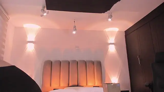 Snapshot of AlliceLover chatting on September 26, 2025, 12:12 pm AlliceLover online show from September 26, 2025, 12:12 pm