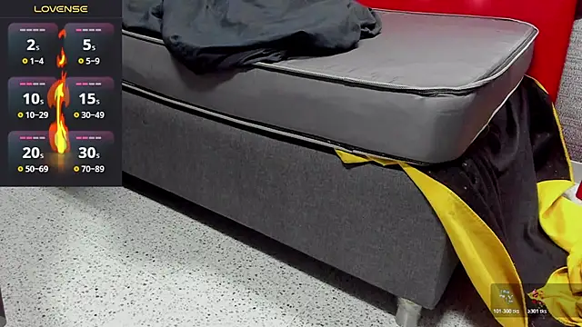 Ian1  online show from October 30, 2025, 11:08 am