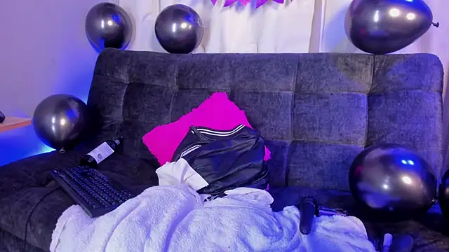 Snapshot of Billie_Eilish chatting on October 2, 2025, 6:28 am Billie Eilish online show from October 2, 2025, 6:28 am