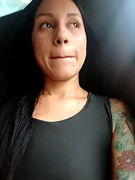 Snapshot of Billie_Eilish chatting on October 1, 2025, 6:23 pm Billie Eilish online show from October 1, 2025, 6:23 pm