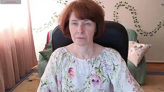 Lia Tito online show from May 22, 2026, 6:00 am