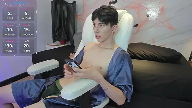 Snapshot of mathias_saenz chatting on October 23, 2025, 7:01 pm mathias saenz online show from October 23, 2025, 7:01 pm