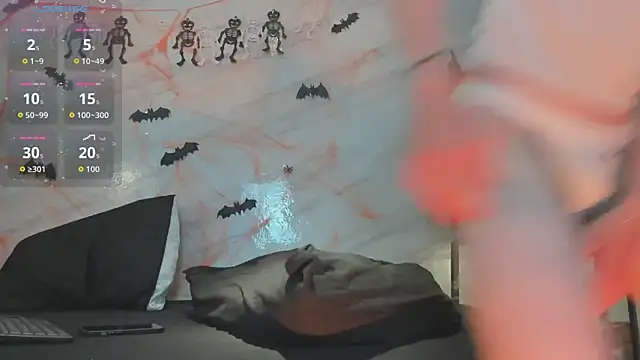 Snapshot of mathias_saenz chatting on October 18, 2025, 7:16 pm mathias saenz online show from October 18, 2025, 7:16 pm