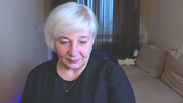 Snapshot of Milana_Milky chatting on November 2, 2025, 6:07 am Milana Milky online show from November 2, 2025, 6:07 am