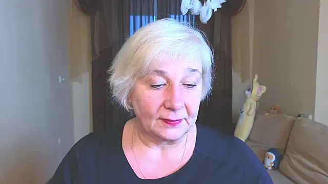 Snapshot of Milana_Milky chatting on December 21, 2025, 6:15 am Milana Milky online show from December 21, 2025, 6:15 am