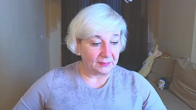 Snapshot of Milana_Milky chatting on November 28, 2025, 5:18 am Milana Milky online show from November 28, 2025, 5:18 am