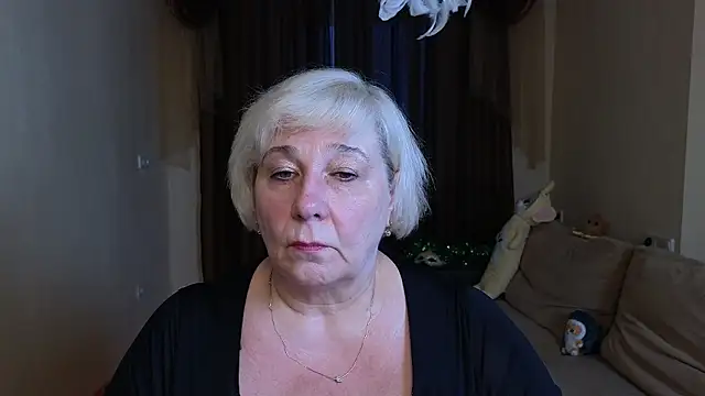 Snapshot of Milana_Milky chatting on January 12, 2026, 5:14 am Milana Milky online show from January 12, 2026, 5:14 am