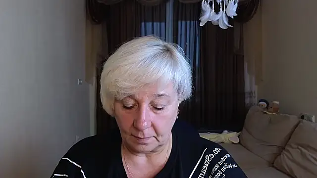 Snapshot of Milana_Milky chatting on October 6, 2025, 5:08 am Milana Milky online show from October 6, 2025, 5:08 am