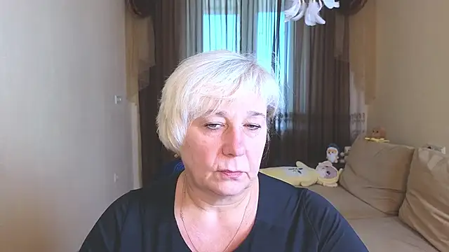 Snapshot of Milana_Milky chatting on October 14, 2025, 4:57 am Milana Milky online show from October 14, 2025, 4:57 am