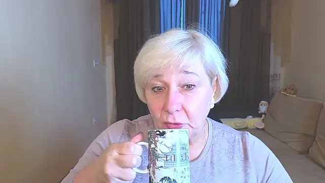 Snapshot of Milana_Milky chatting on November 14, 2025, 5:11 am Milana Milky online show from November 14, 2025, 5:11 am