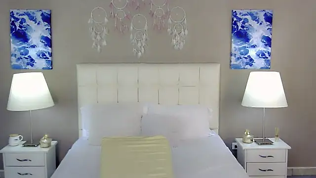 maddissonivanova online show from September 30, 2025, 12:27 am