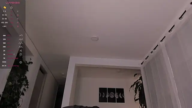 Snapshot of Hotay_andrew chatting on October 1, 2025, 12:06 am Hotay andrew online show from October 1, 2025, 12:06 am