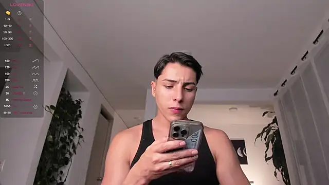 Hotay andrew online show from September 14, 2025, 3:51 am