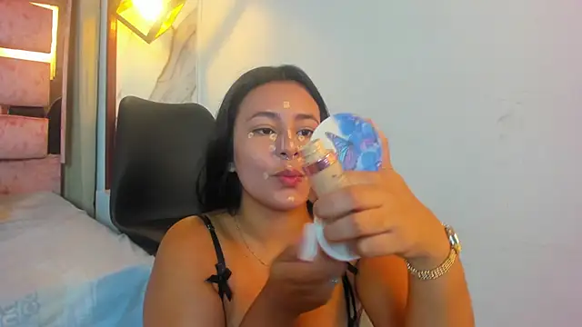 Snapshot of SamaelAndLilitt chatting on October 7, 2025, 10:16 am SamaelAndLilitt online show from October 7, 2025, 10:16 am