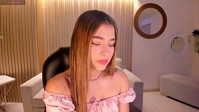 Snapshot of IbizaJacobs chatting on October 22, 2025, 12:37 pm IbizaJacobs online show from October 22, 2025, 12:37 pm