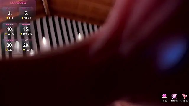 Snapshot of LiamCarterX chatting on October 15, 2025, 5:06 am LiamCarterX online show from October 15, 2025, 5:06 am