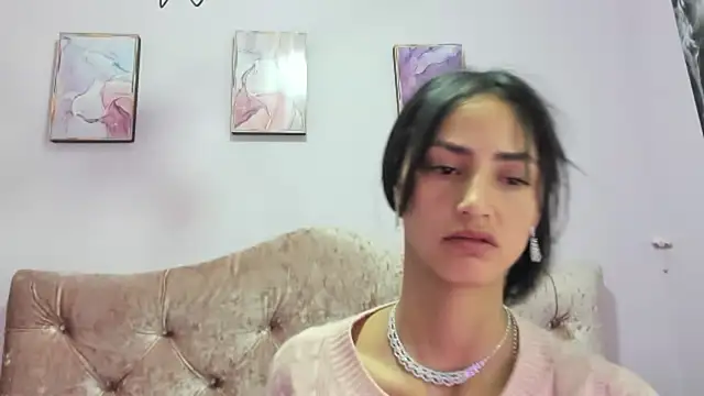 megha noa online show from November 3, 2025, 7:50 pm