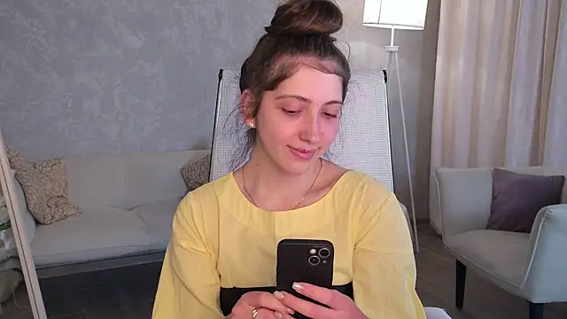 Snapshot of Mary_Miiller chatting on June 27, 2026, 9:37 am Mary Miiller online show from June 27, 2026, 9:37 am