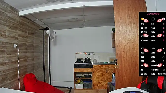 Snapshot of angelicious_ chatting on October 1, 2025, 12:31 pm angelicious  online show from October 1, 2025, 12:31 pm