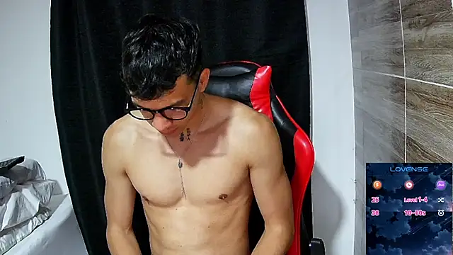 angelicious  online show from April 16, 2026, 12:39 pm