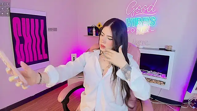 Alice Vixen online show from March 16, 2026, 12:09 pm