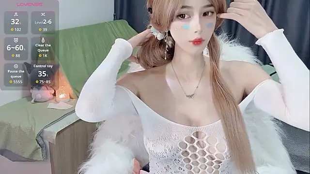 yinyinzi5 online show from April 11, 2026, 12:07 am