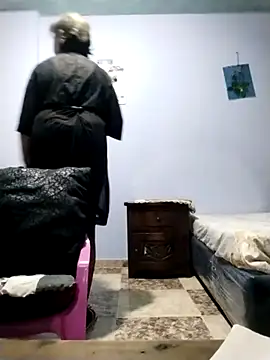 Snapshot of OliviaMorris1 chatting on February 1, 2026, 3:10 pm OliviaMorris1 online show from February 1, 2026, 3:10 pm