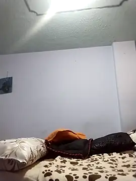 Snapshot of OliviaMorris1 chatting on February 8, 2026, 4:26 pm OliviaMorris1 online show from February 8, 2026, 4:26 pm