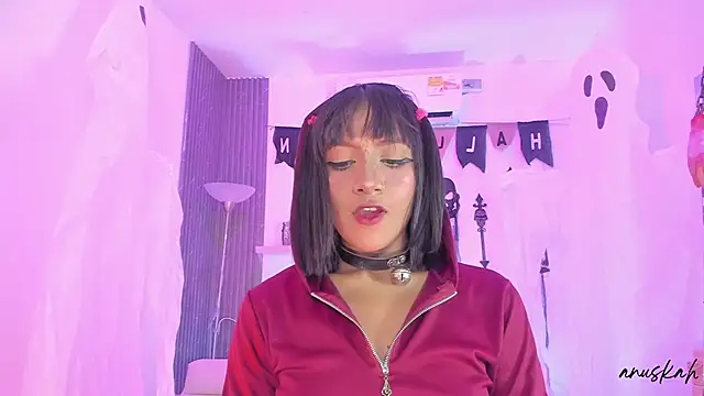 Snapshot of anuskah chatting on October 7, 2025, 7:48 pm anuskah online show from October 7, 2025, 7:48 pm