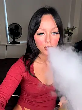 Snapshot of juicylucie chatting on November 9, 2025, 2:54 pm juicylucie online show from November 9, 2025, 2:54 pm