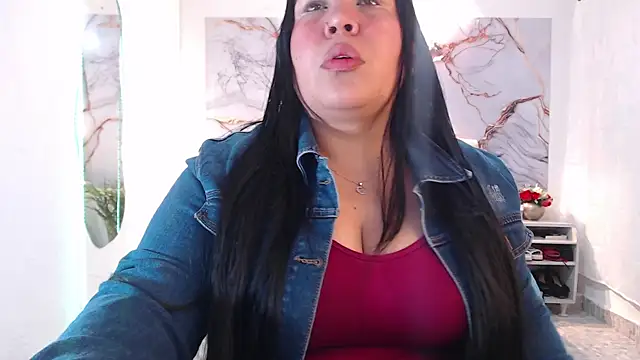 Ashley Grahaam online show from October 9, 2025, 10:43 pm