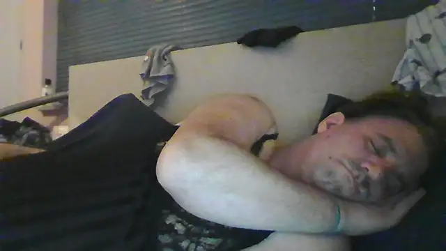 Snapshot of JasperGeil chatting on October 8, 2025, 5:42 am JasperGeil online show from October 8, 2025, 5:42 am