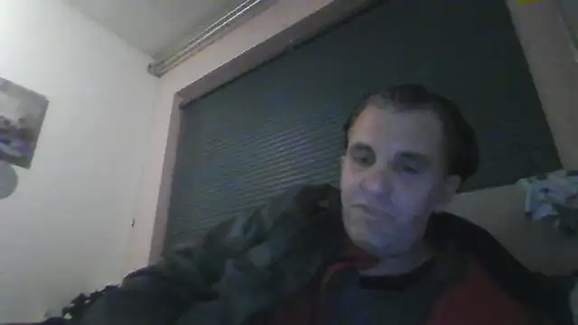 Snapshot of JasperGeil chatting on October 23, 2025, 7:34 pm JasperGeil online show from October 23, 2025, 7:34 pm