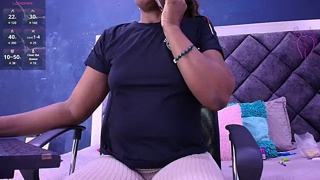 Snapshot of ebony__jheim chatting on February 25, 2026, 12:16 pm ebony jheim online show from February 25, 2026, 12:16 pm