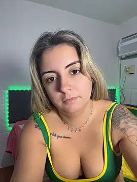 sophiemonroevip online show from June 20, 2026, 5:51 pm