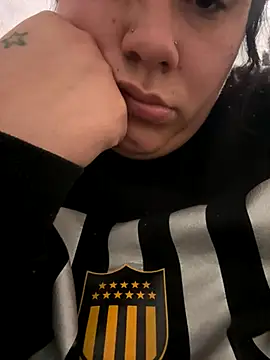 Snapshot of valen1891 chatting on October 26, 2025, 4:13 am valen1891 online show from October 26, 2025, 4:13 am