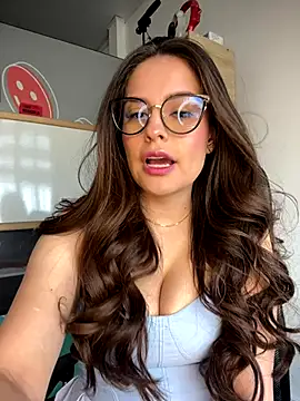 Snapshot of fernanda_aram_ chatting on October 15, 2025, 2:58 pm fernanda aram online show from October 15, 2025, 2:58 pm