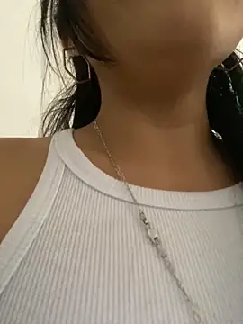 Rosa 25x online show from October 18, 2025, 2:52 pm