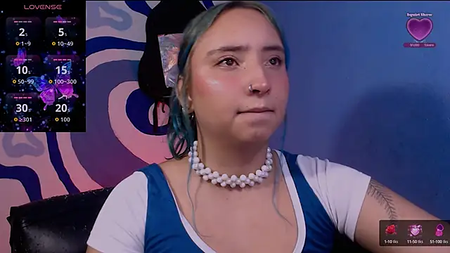 Snapshot of IrisSmil3 chatting on October 1, 2025, 11:52 pm IrisSmil3 online show from October 1, 2025, 11:52 pm