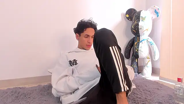 Snapshot of CamiiloRivera chatting on October 10, 2025, 3:57 pm CamiiloRivera online show from October 10, 2025, 3:57 pm