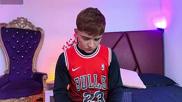 Lucass love online show from April 8, 2026, 1:34 pm