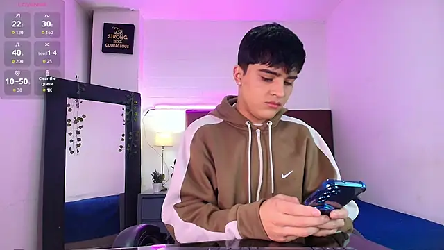 Lucass love online show from September 23, 2025, 1:18 pm