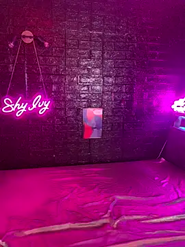 Snapshot of Shy_Ivy chatting on November 3, 2025, 10:46 pm Shy Ivy online show from November 3, 2025, 10:46 pm