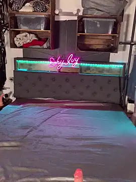 Snapshot of Shy_Ivy chatting on October 21, 2025, 7:46 pm Shy Ivy online show from October 21, 2025, 7:46 pm