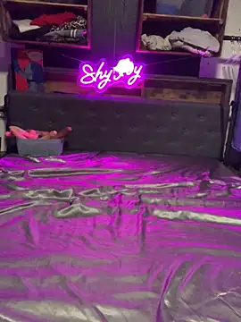 Shy Ivy online show from September 8, 2025, 9:47 pm