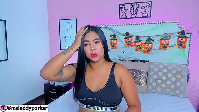 Snapshot of Meloddy_Parkerr_ chatting on October 22, 2025, 4:34 am Meloddy Parkerr  online show from October 22, 2025, 4:34 am