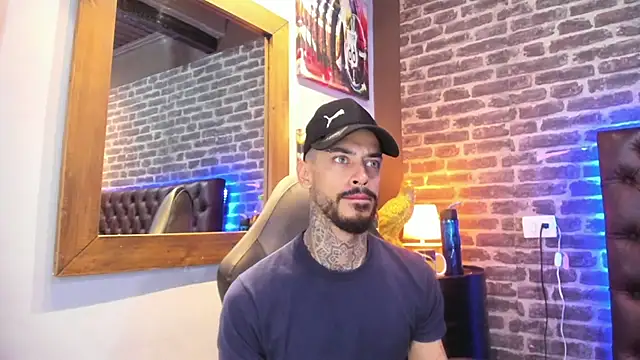 Snapshot of VinzenzRizzo chatting on September 12, 2025, 4:34 am VinzenzRizzo online show from September 12, 2025, 4:34 am